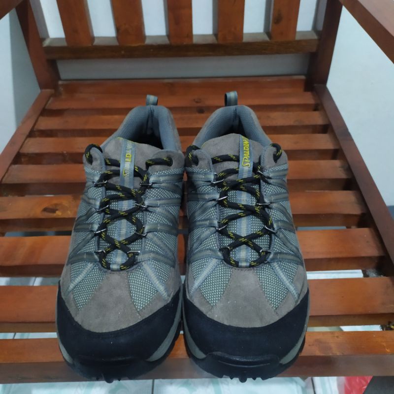 Jual Spalding Sepatu Gunung Second Shopee Indonesia