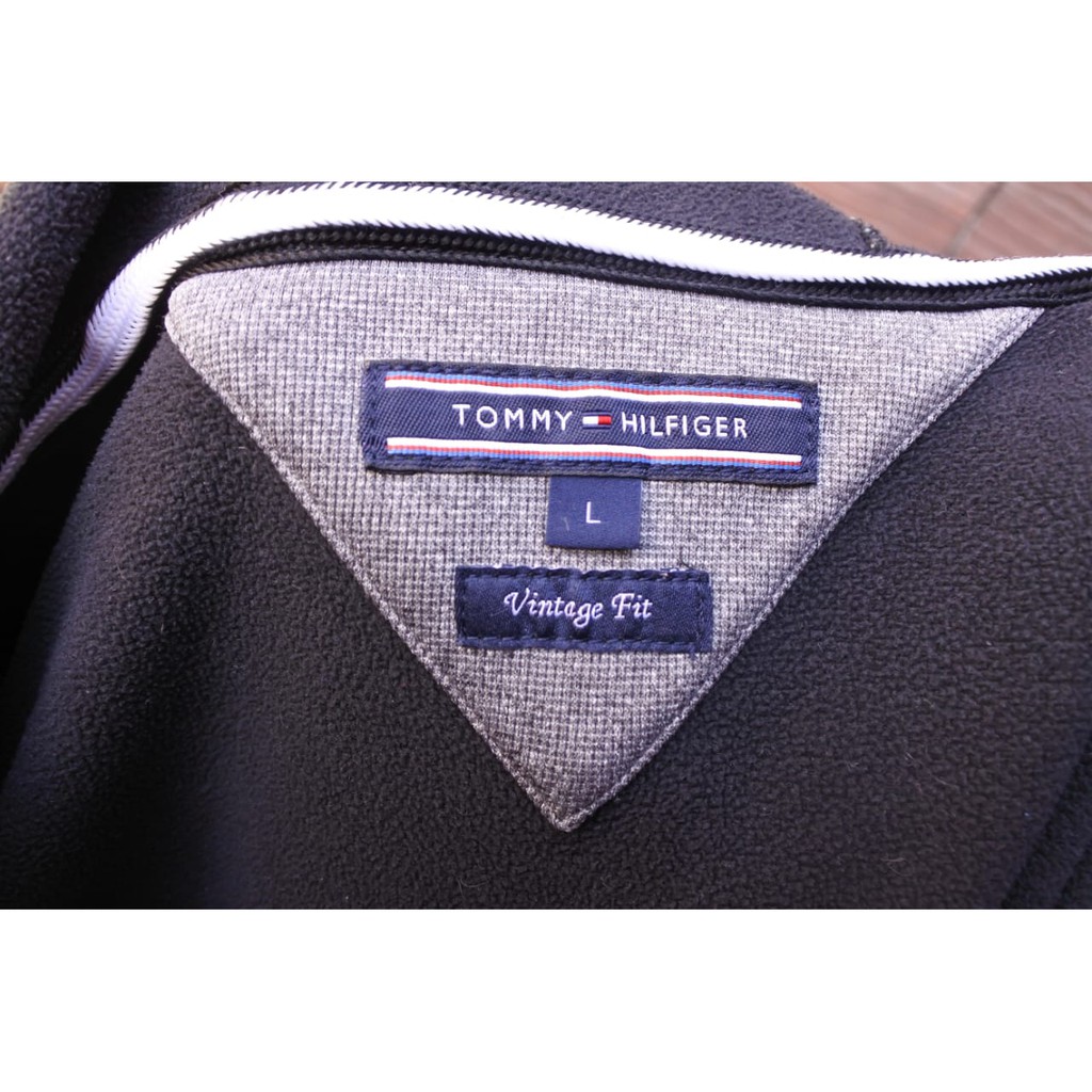 Tommy hilfiger vintage fit sweatshirt hotsell