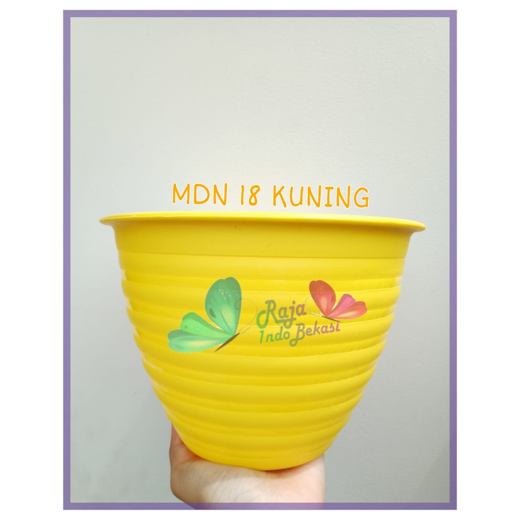 Jual Pot Tawon Mdn 18 Warna Biru Orange Hijau Pink Kuning - Pot Plastik ...