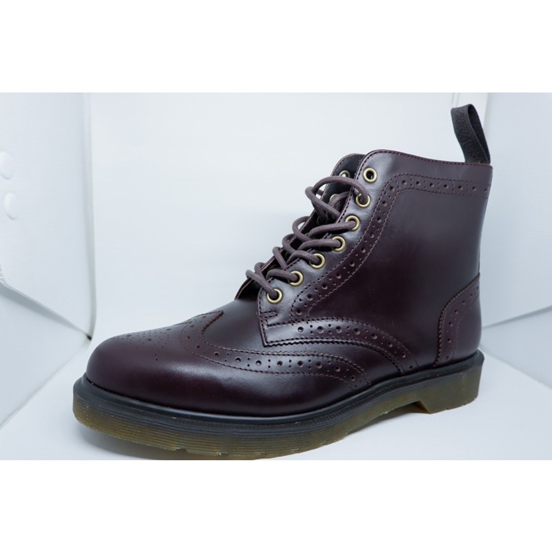 Dr best sale martens affleck