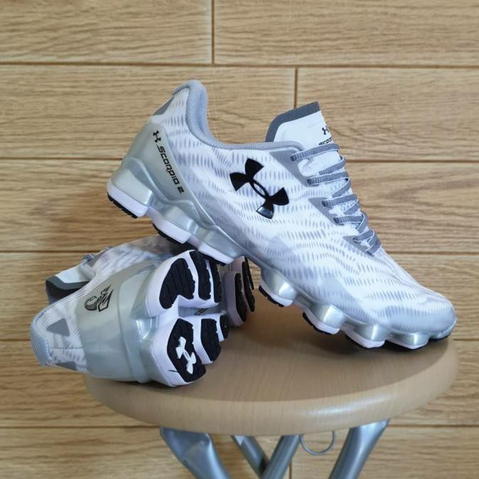 Harga sepatu shop under armour scorpio