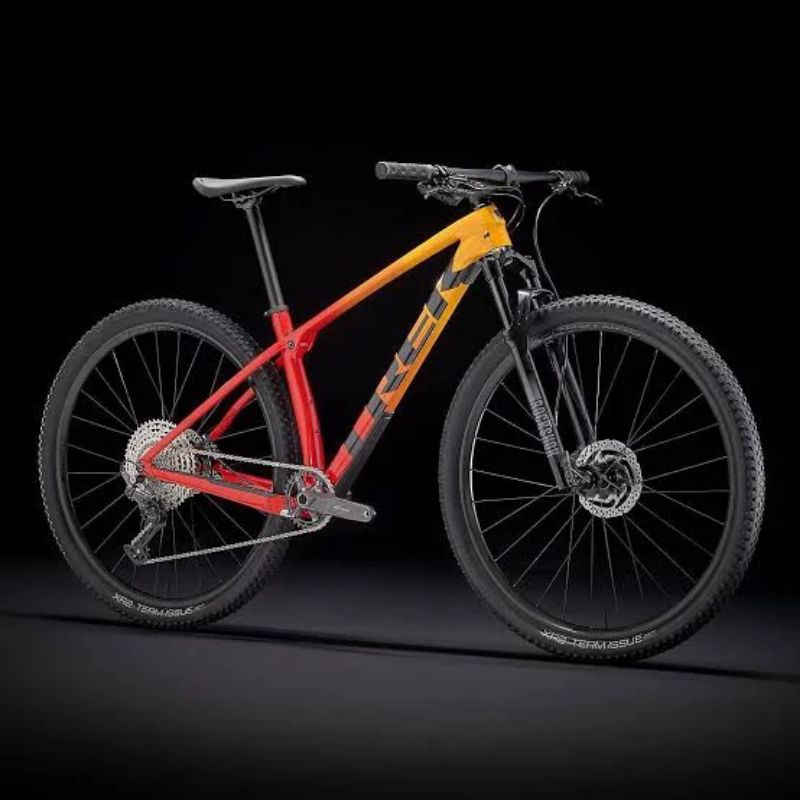 Sepeda 2025 trek carbon