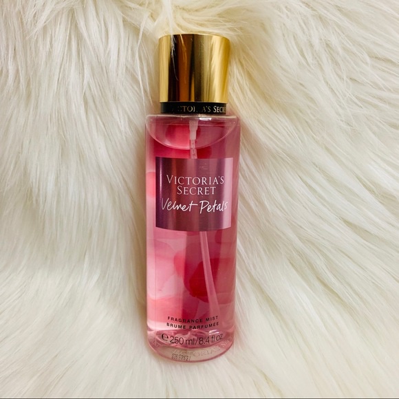 Harga parfum victoria secret best sale velvet petals