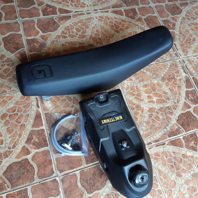 Jual TANGKI BODY SET GORDON DAN JOK BODY GORDON KLX DTRACKER 150 ...