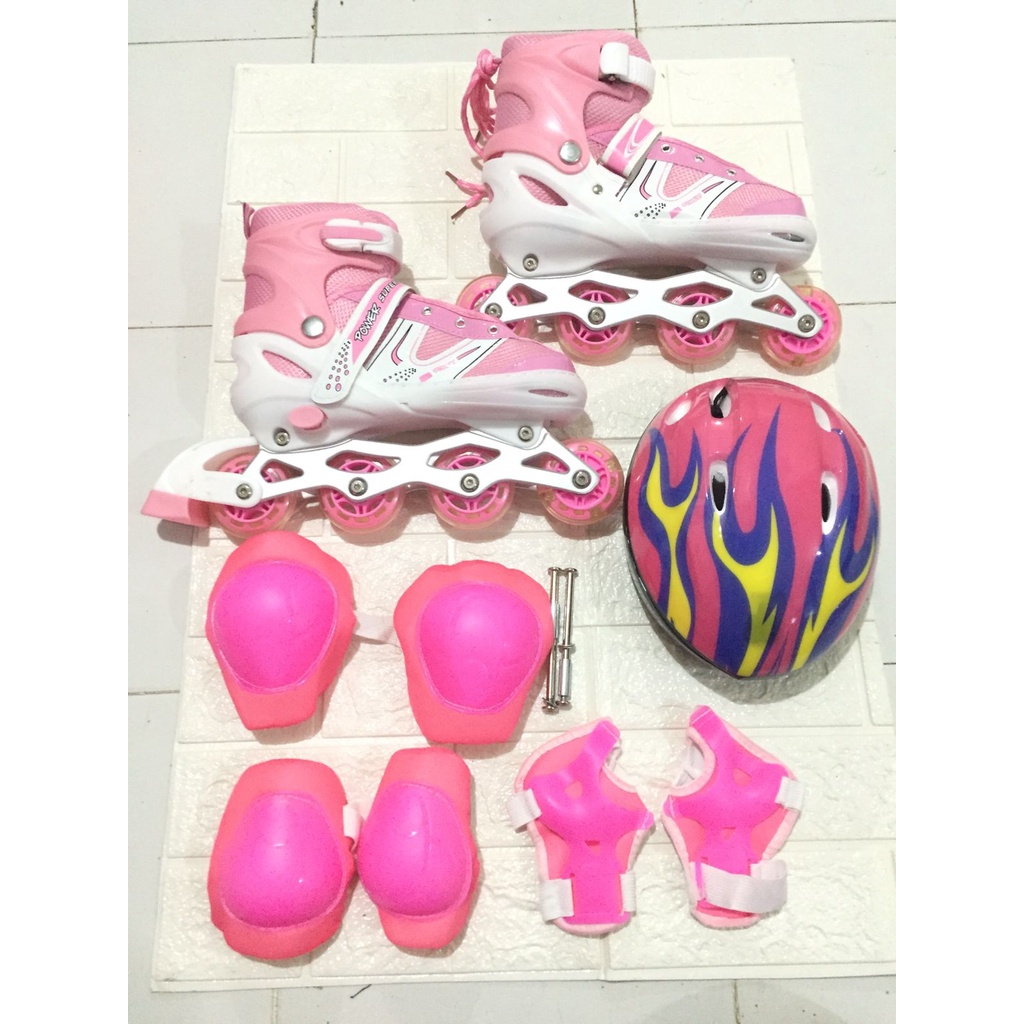 Jual SEPATU RODA ANAK POWERLINE FULL SET DEKER DAN HELM | Shopee Indonesia