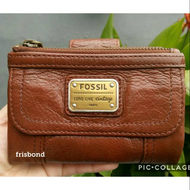 Fossil emory wallet hot sale