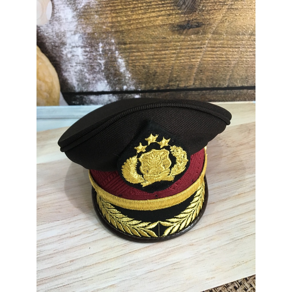 Jual Miniatur Topi Pet Police Pamen | Miniatur Pet Pamen | Miniatur ...