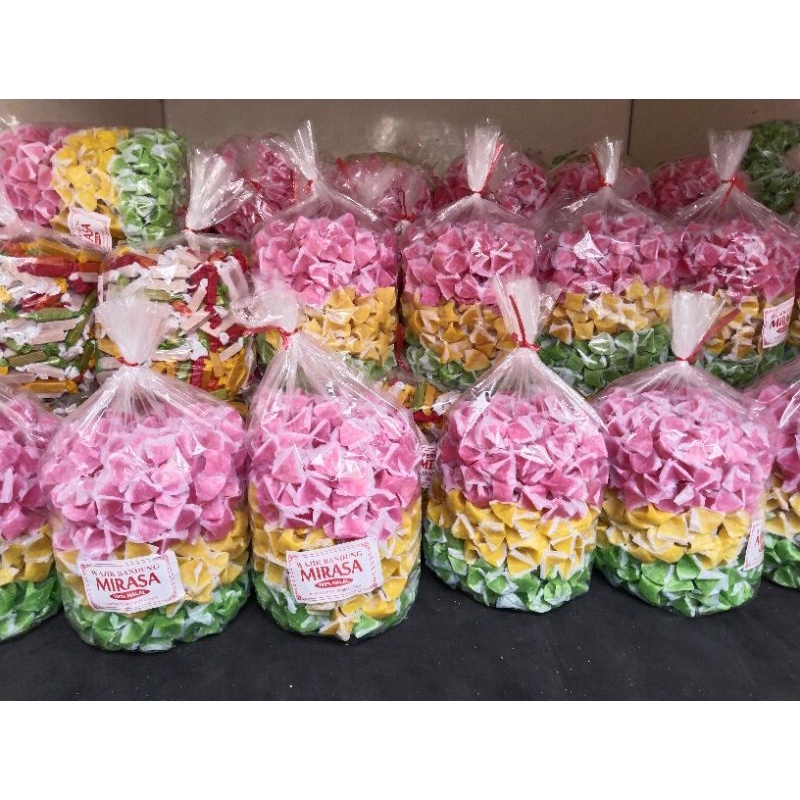 Jual Wajik Bandung Oleh Oleh Jogja Sarirasa Oleh Oleh 1kg Shopee