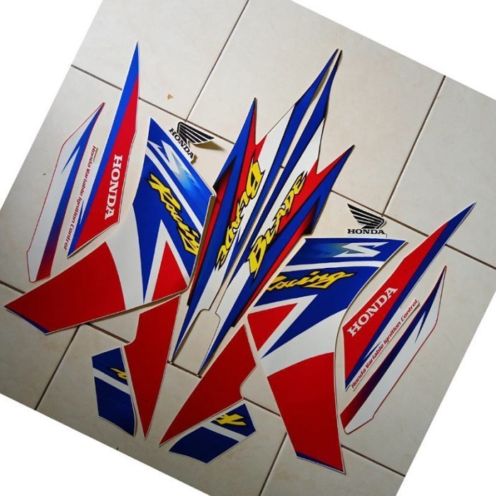 Jual stiker striping motor honda blade racing S 2013 biru-merah ...