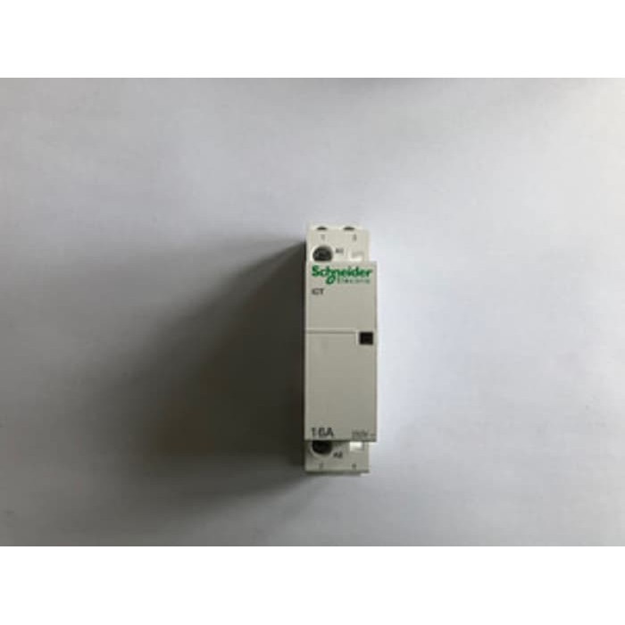 Contacteur Schneider A9C23515 - 1 Contact NO + NC, 16A 230V, Commande Manuelle Jour/nuit