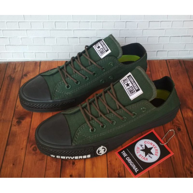 Sepatu converse army new arrivals