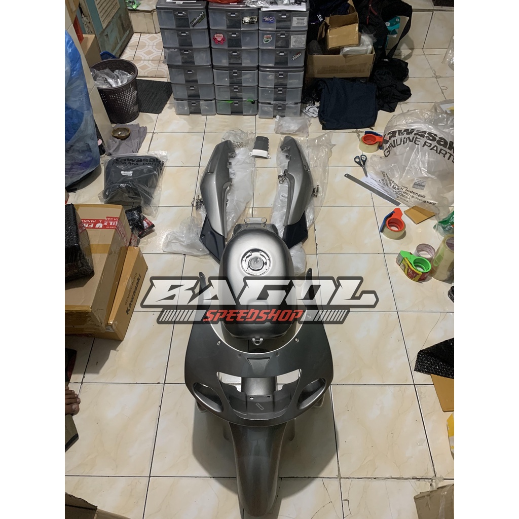 Jual Termurah Body Set Silver Ninja Rr Old Zx Original Kawasaki ...