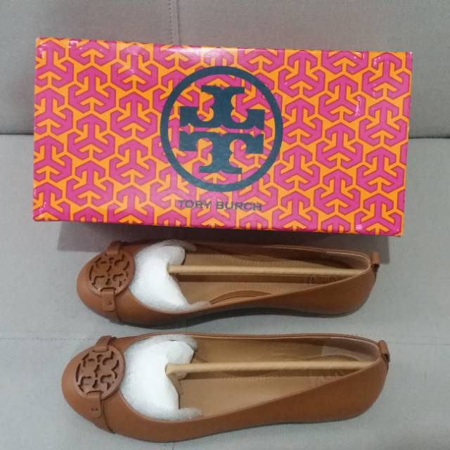 Gabrielle flat hot sale tory burch