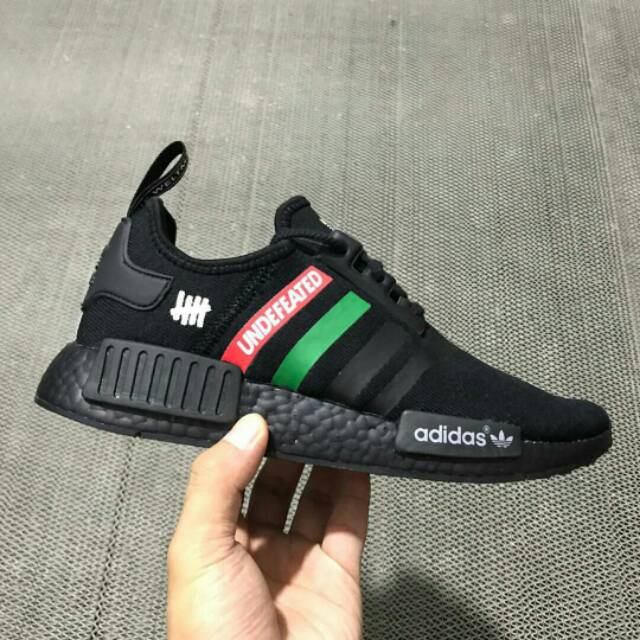 Adidas nmd cheap r1 undefeated