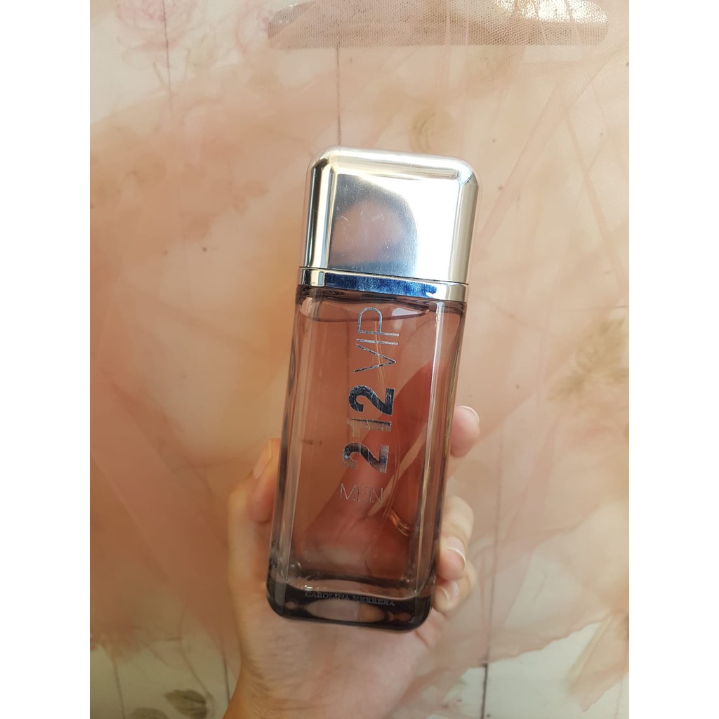 Jual PERFUME BIG SIZE CAROLINA HERRERA 212 VIP MEN 200ML ORIGINAL ...