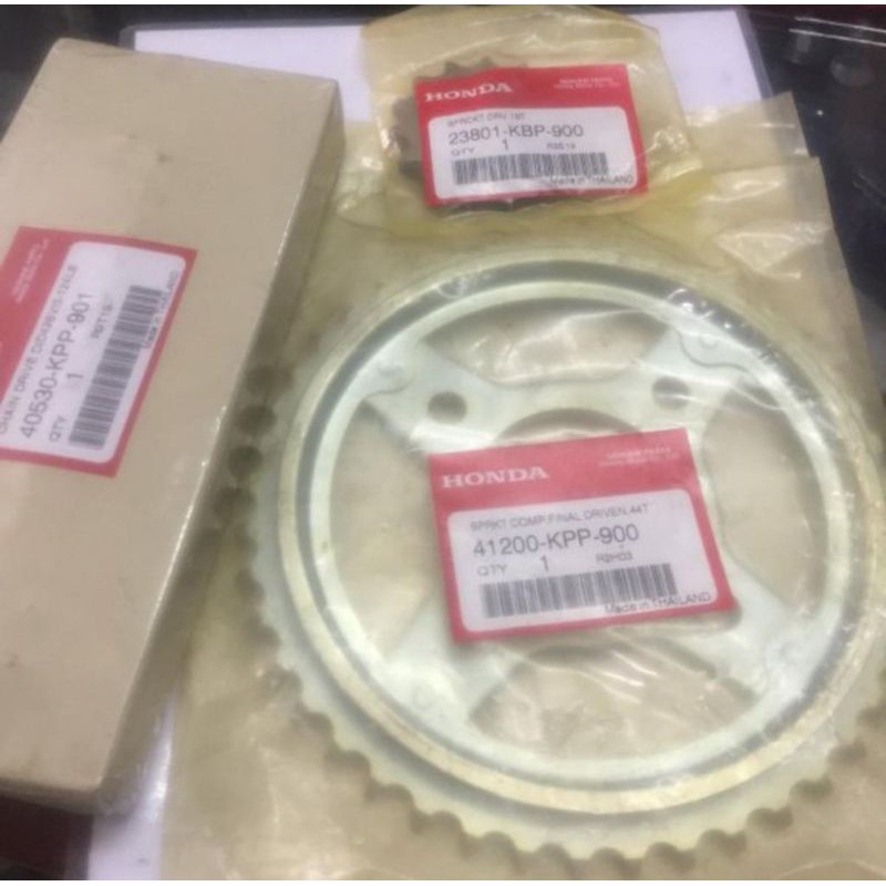 Jual gir set gear depan belakang dan rantai cbr 150 old original honda