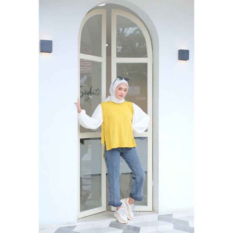 Jual ROMPI TALI Andin Rajut Wanita Polos CREW neck Vest Knit Outer ...