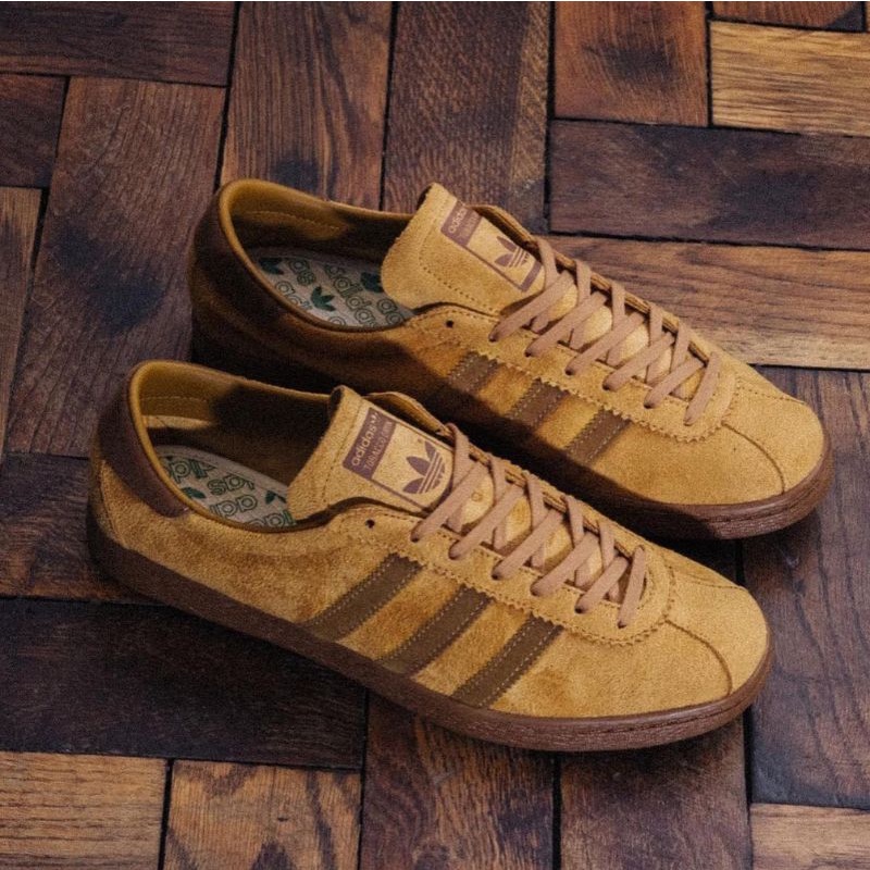 tobacco gruen brown New Adidas Tobacco NEW ADIDAS TOBACCO GRUEN COLLEGIATE ORANGE SUEDE SNEAKERS