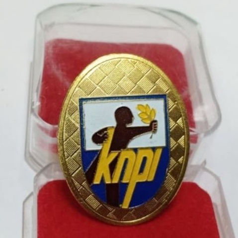 Jual PIN KNPI KUNINGAN SEPUH EMAS | Shopee Indonesia