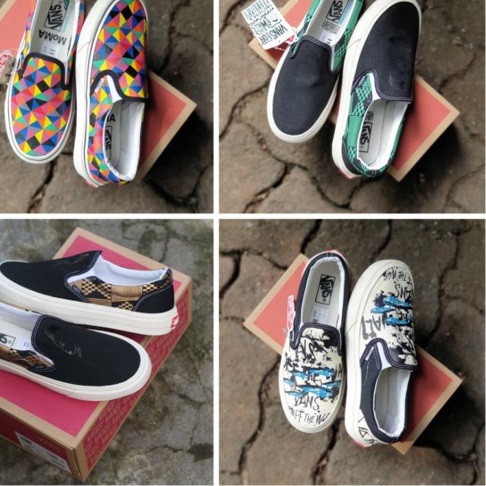 Berat sepatu vans slip on sale on