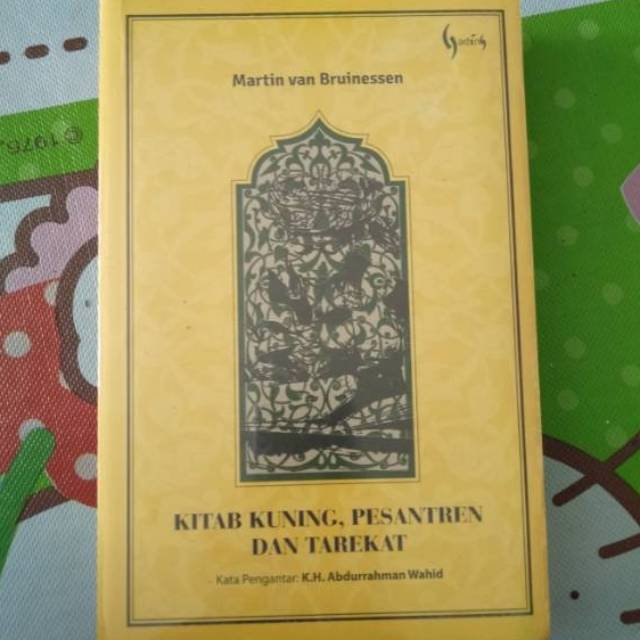 Jual Kitab Kuning Pesantren Dan Tarekat, Martin Van Bruinessen | Shopee ...