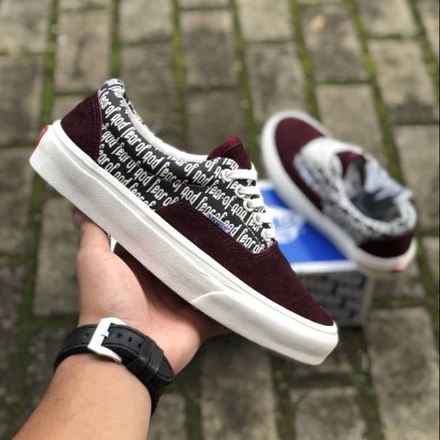 Jual Sepatu Vans Era Reissue FOG Fear Of God Pacsun Marshmallow Maroon Black White BNIB Premium Original Shopee Indonesia