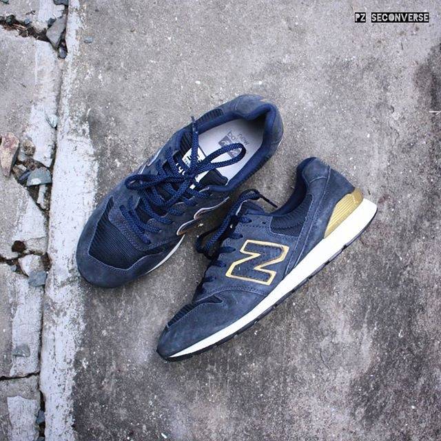 Jual New Balance 996 Navy Gold Shopee Indonesia