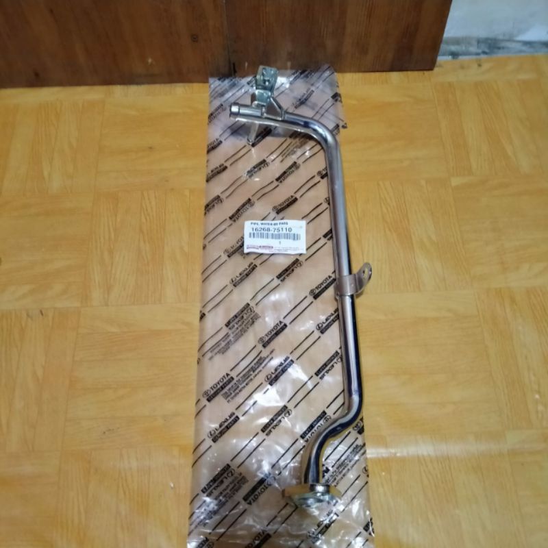 Jual selang air radiator selang bypass radiator Toyota Innova bensin ...