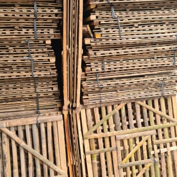 Jual Kandang Kotak Bambu Buat Ayam Aduan Kelinci Gojek Gosend