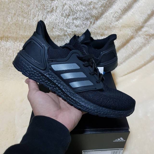 Jual Sepatu Adidas Ultra Boost 20 Full Black Shopee Indonesia