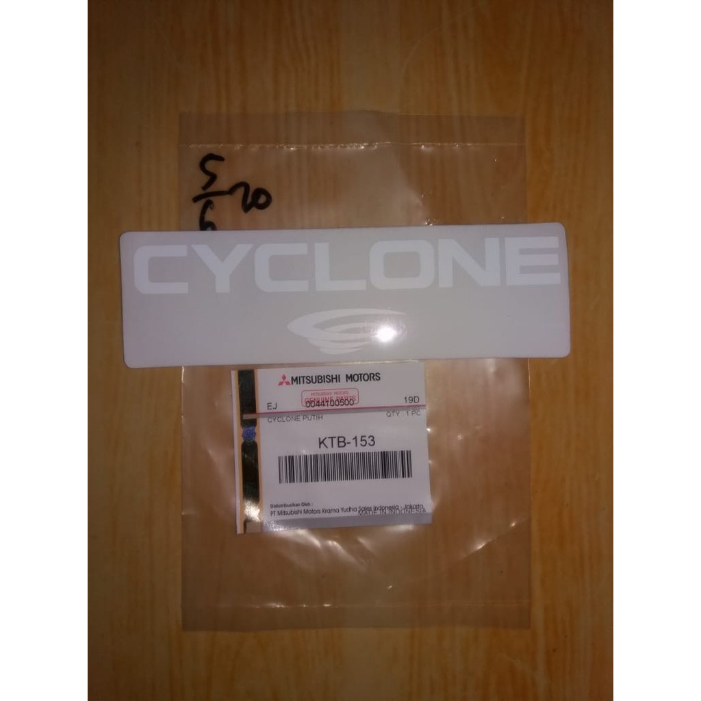Jual Sticker CYCLONE Mitsubishi L300 - ORI | Shopee Indonesia