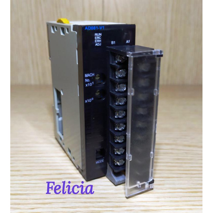 1PC NEW OMRON D/A UNIT CJ1W-AD081-V1 CJ1WAD081V1 FREE EXPEDITED SHIPPING