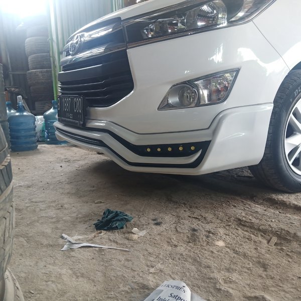 Jual bodykit innova reborn tinthum mix fox | Shopee Indonesia