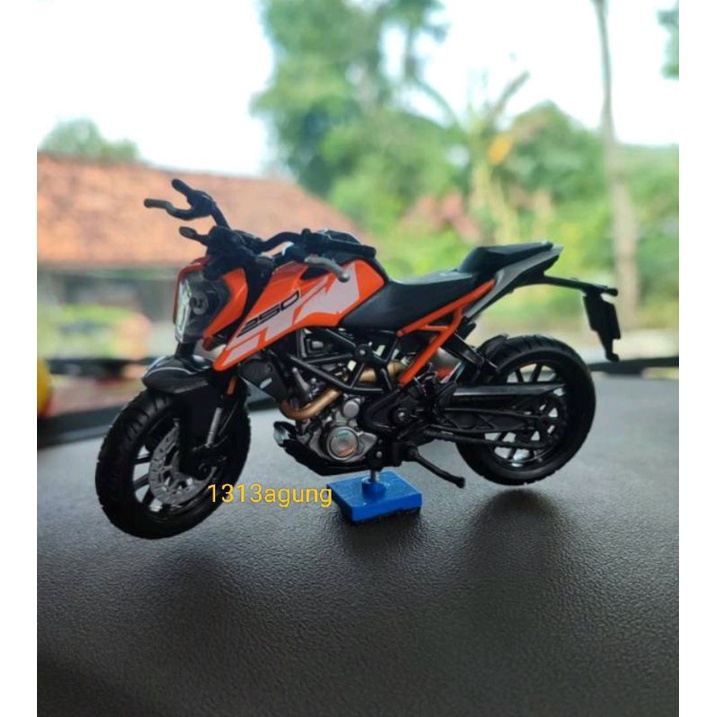 Ktm duke 200 diecast model on sale