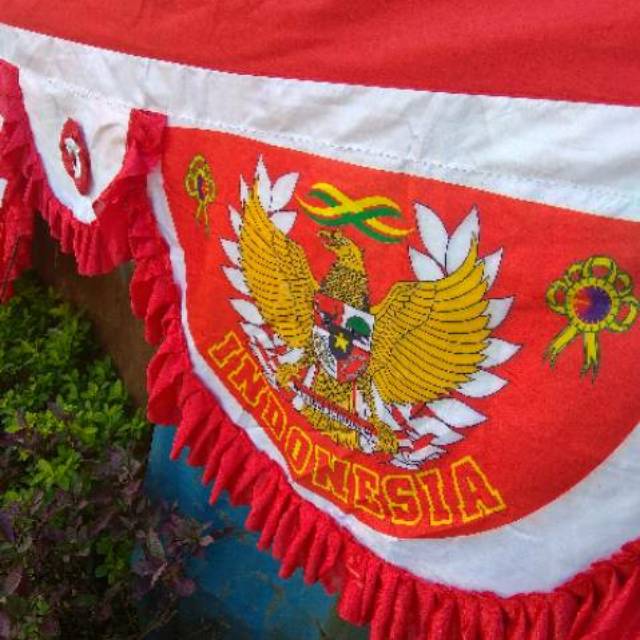 Jual Bendera Merah Putih background Rample Saten Garuda bunga 10 ...