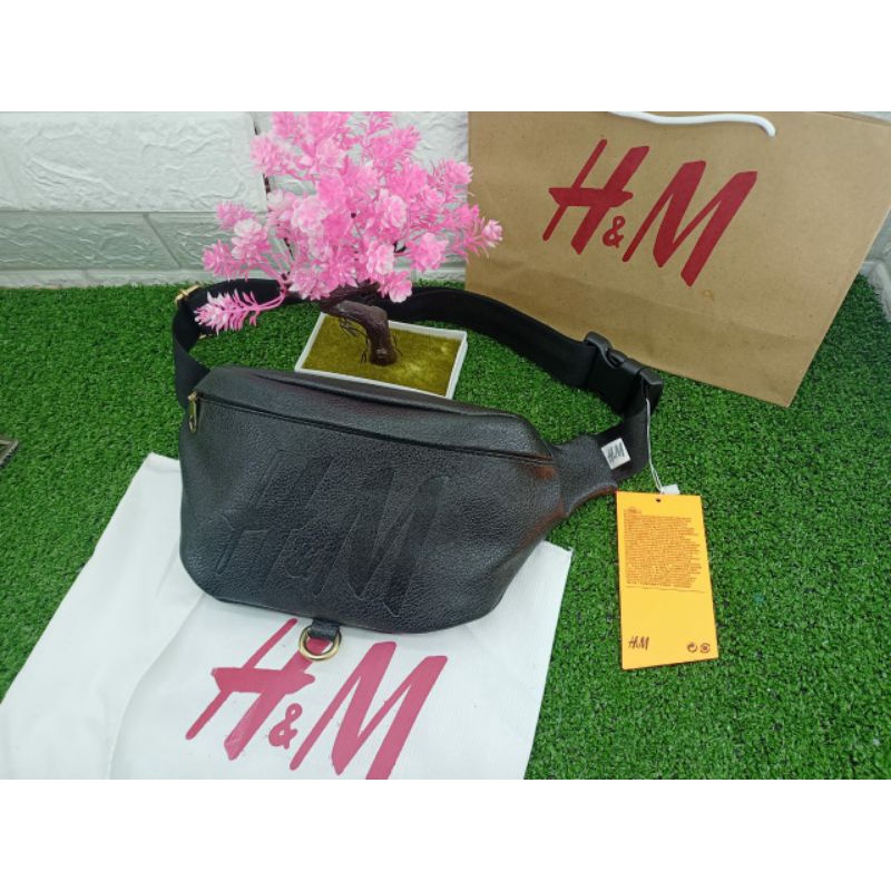 H&m waist bag velvet hotsell