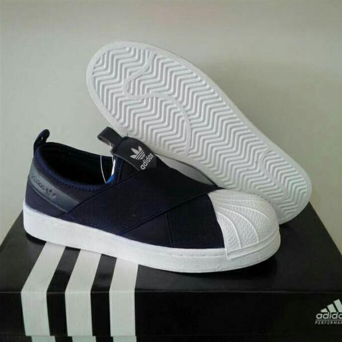 Sepatu adidas wanita sale slip on