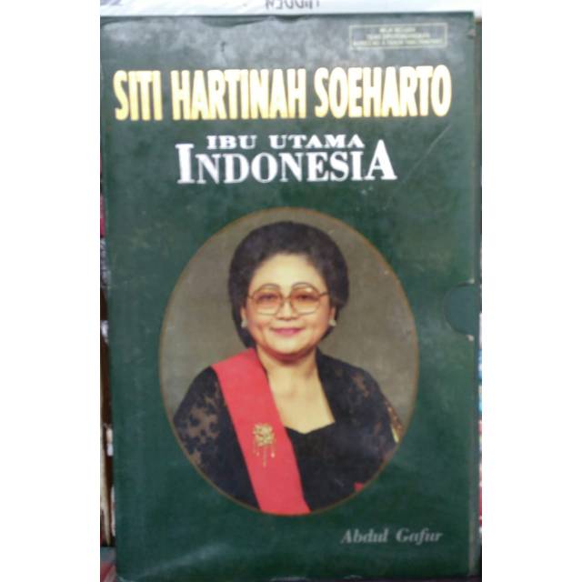 Jual Biografi Siti Hartinah Soeharto | Shopee Indonesia