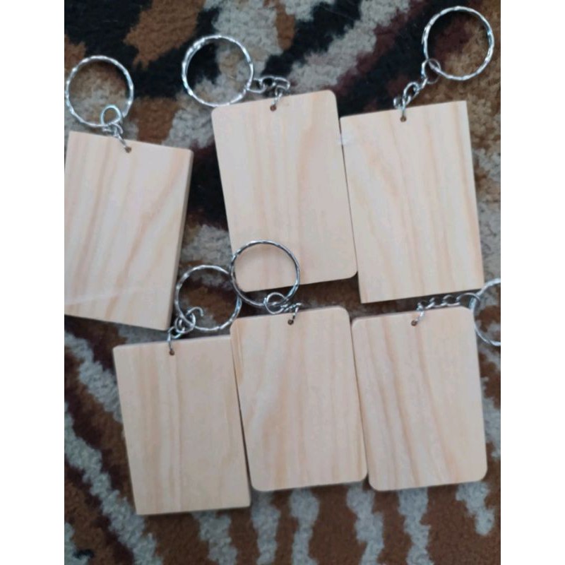 Jual Souvenir Gantungan Kunci Kayu Custom Pinus Gantungan Kunci Kayu Murah Jatibelanda Shopee