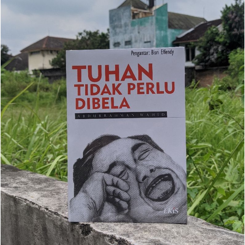 Jual Buku Tuhan Tidak Perlu Dibela | Shopee Indonesia