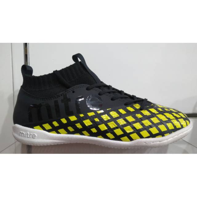 Jual Sepatu futsal mitre invader in hitam kuning | Shopee Indonesia