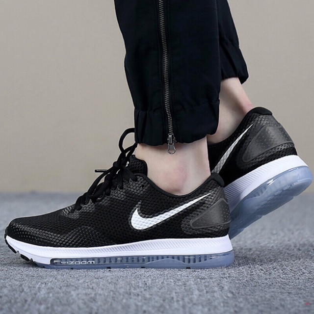 Nike zoom shop out low 2