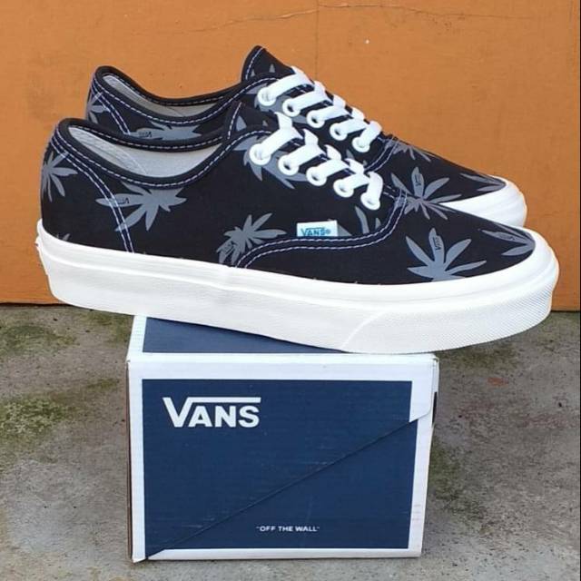 Vans authentic hot sale motif