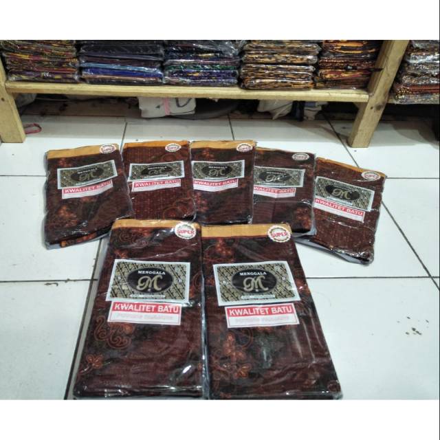 Jual Kain batik panjang menggala solo | Shopee Indonesia