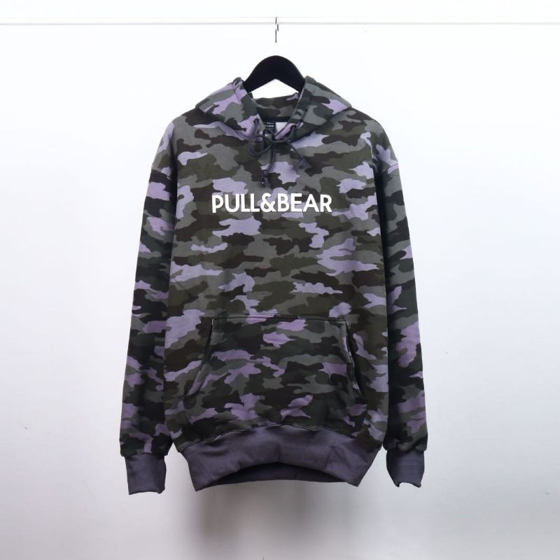 Hoodie pull&bear clearance camo