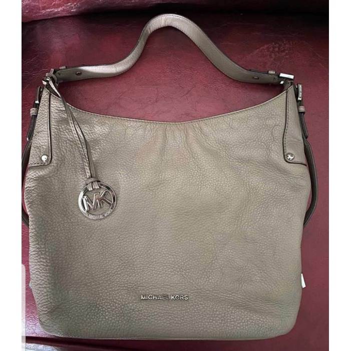 Michael Kors gray hobo hot bag