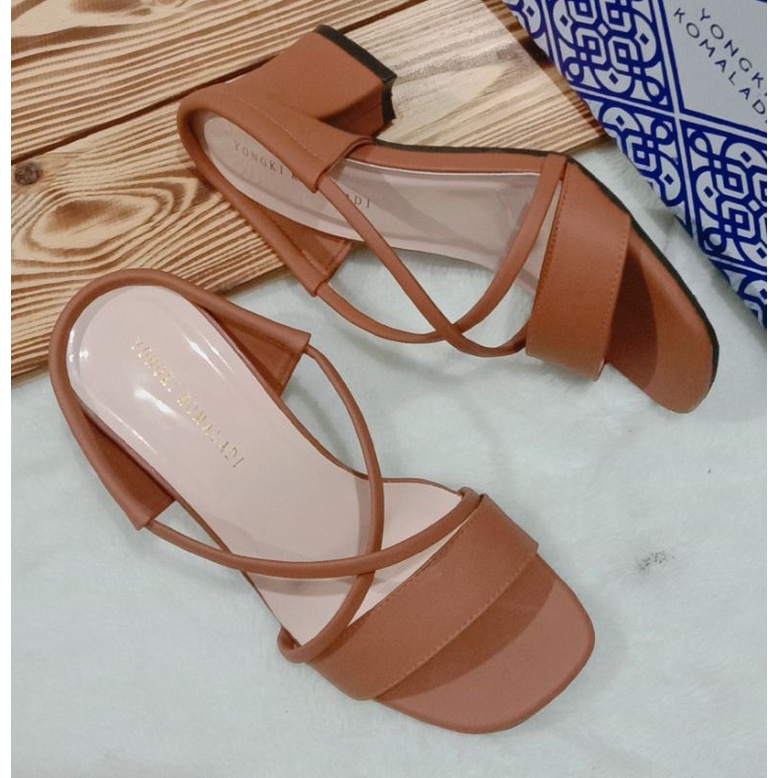 Sandal yongki sale komaladi wedges