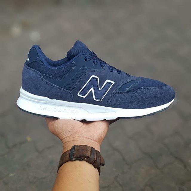 New BALANCE 001