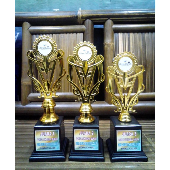 Jual Piala set Juara 1 2 3 promo Free stiker | Shopee Indonesia