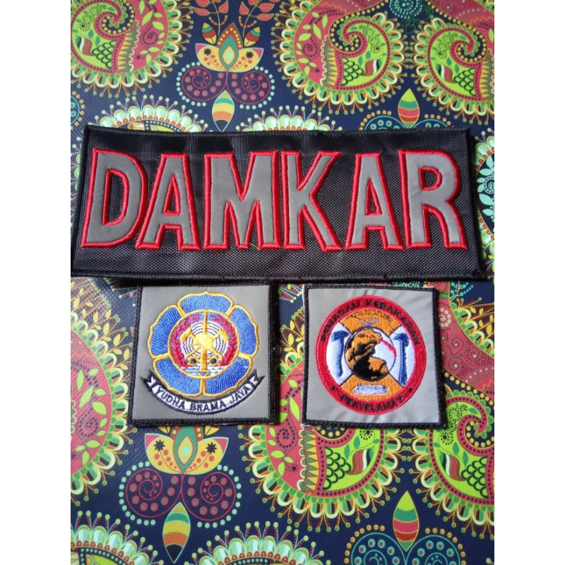 Jual Atribu logo bordir DAMKAR free custom nama + bendera | Shopee ...